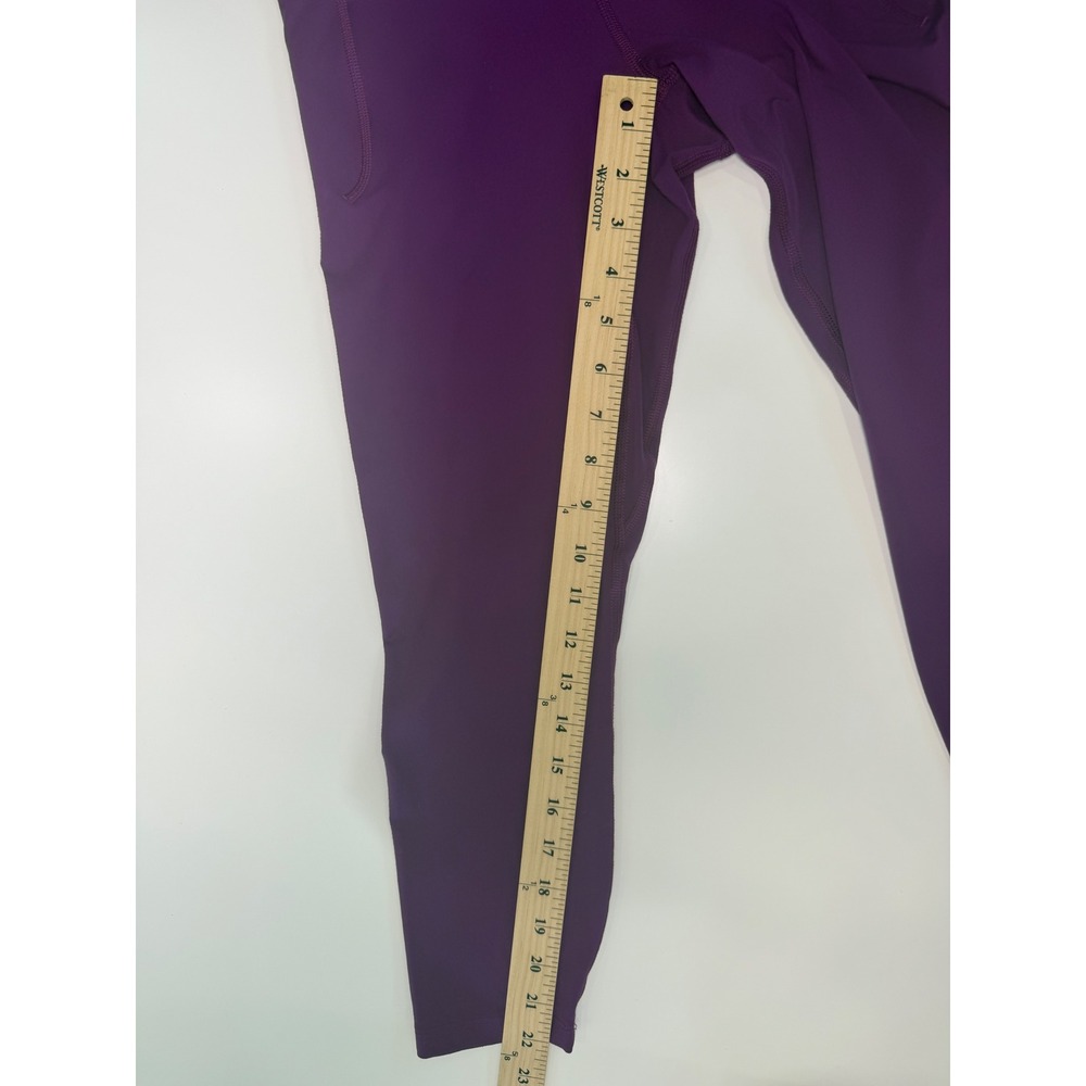UNDER‎ ARMOUR WOMENS LEGGINGS Purple Magenta Cropped Capri Medium - Picture 6 of 7